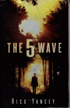 The 5th Wave (Large Paper...